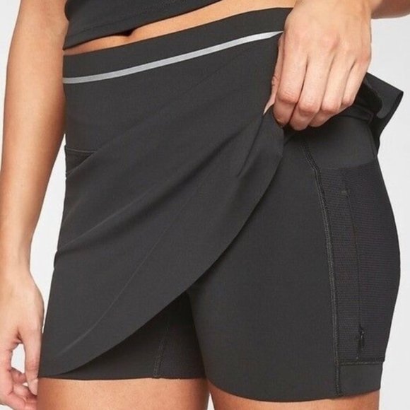 Athleta Sonic Skort in Black - Picture 2 of 8